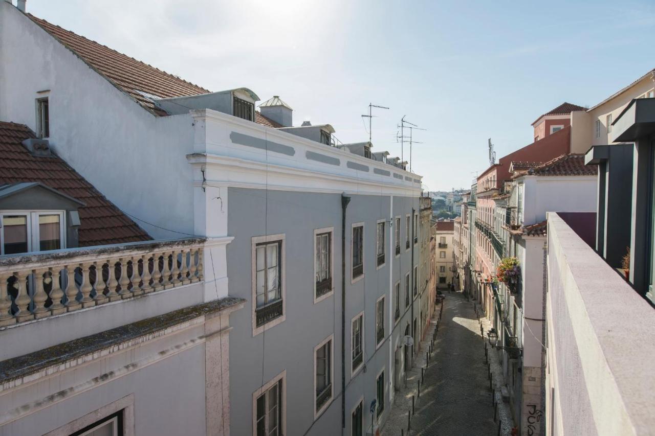 Apartment Bairro Alto Stunning Flat With Balcony By Lovelystay Lissabon