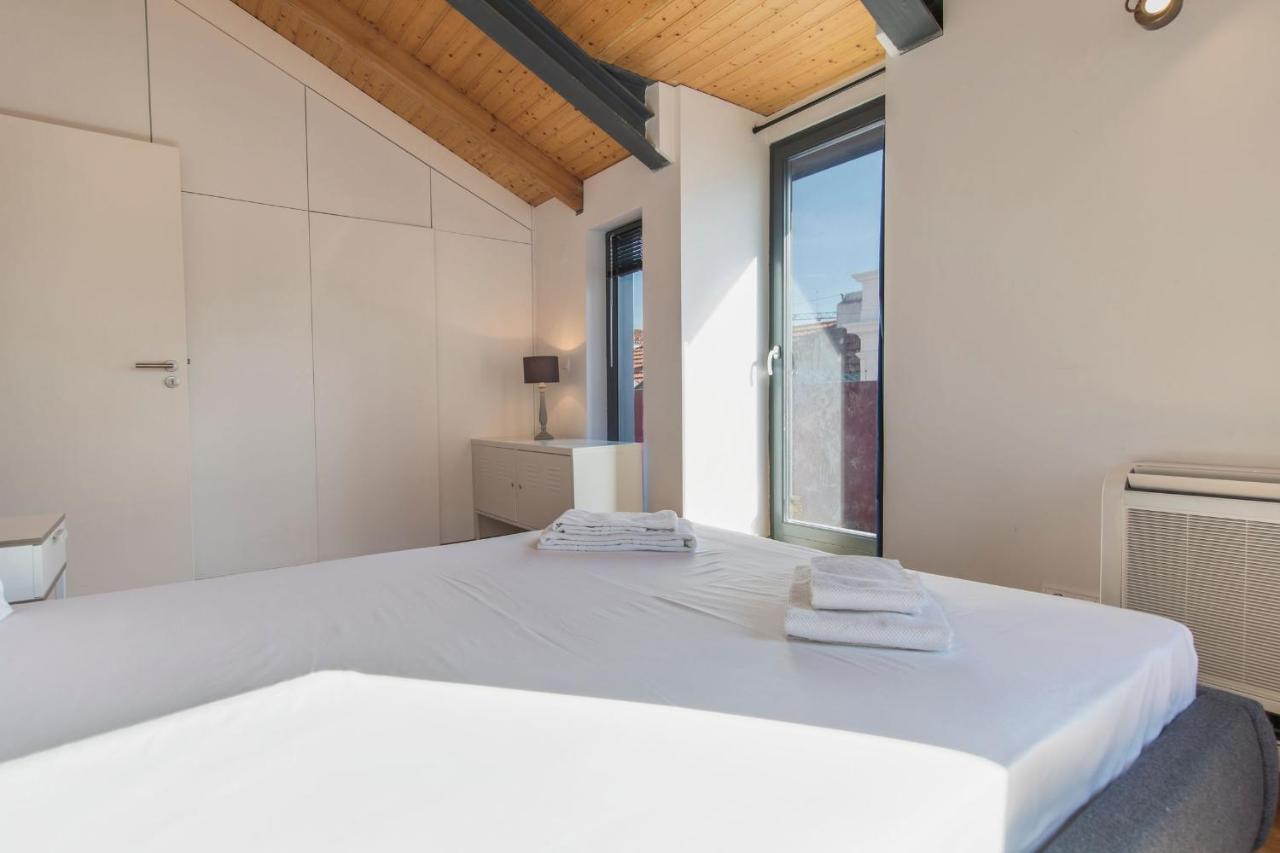 Apartment Bairro Alto Stunning Flat With Balcony By Lovelystay Lissabon